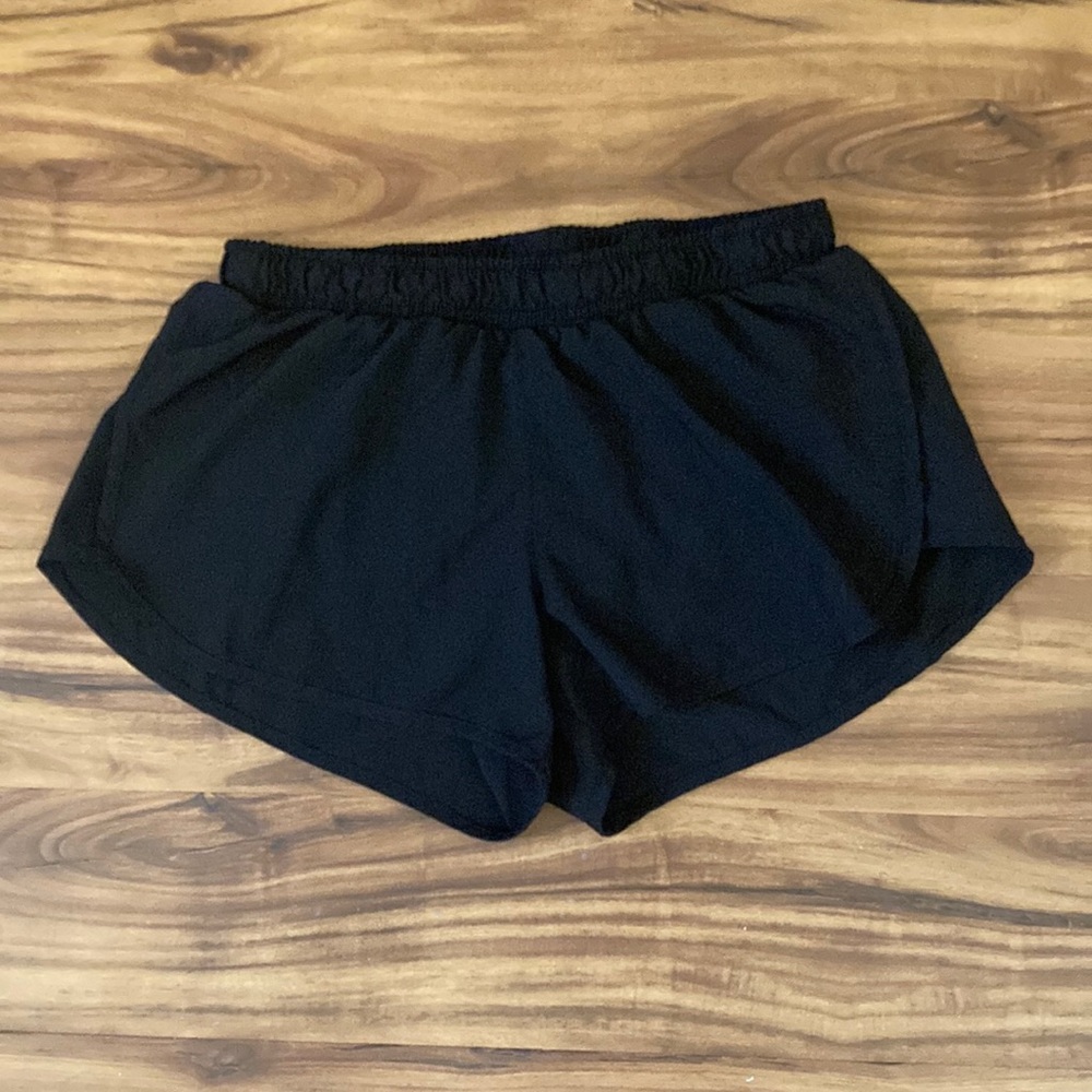 Women’s XS black shorts